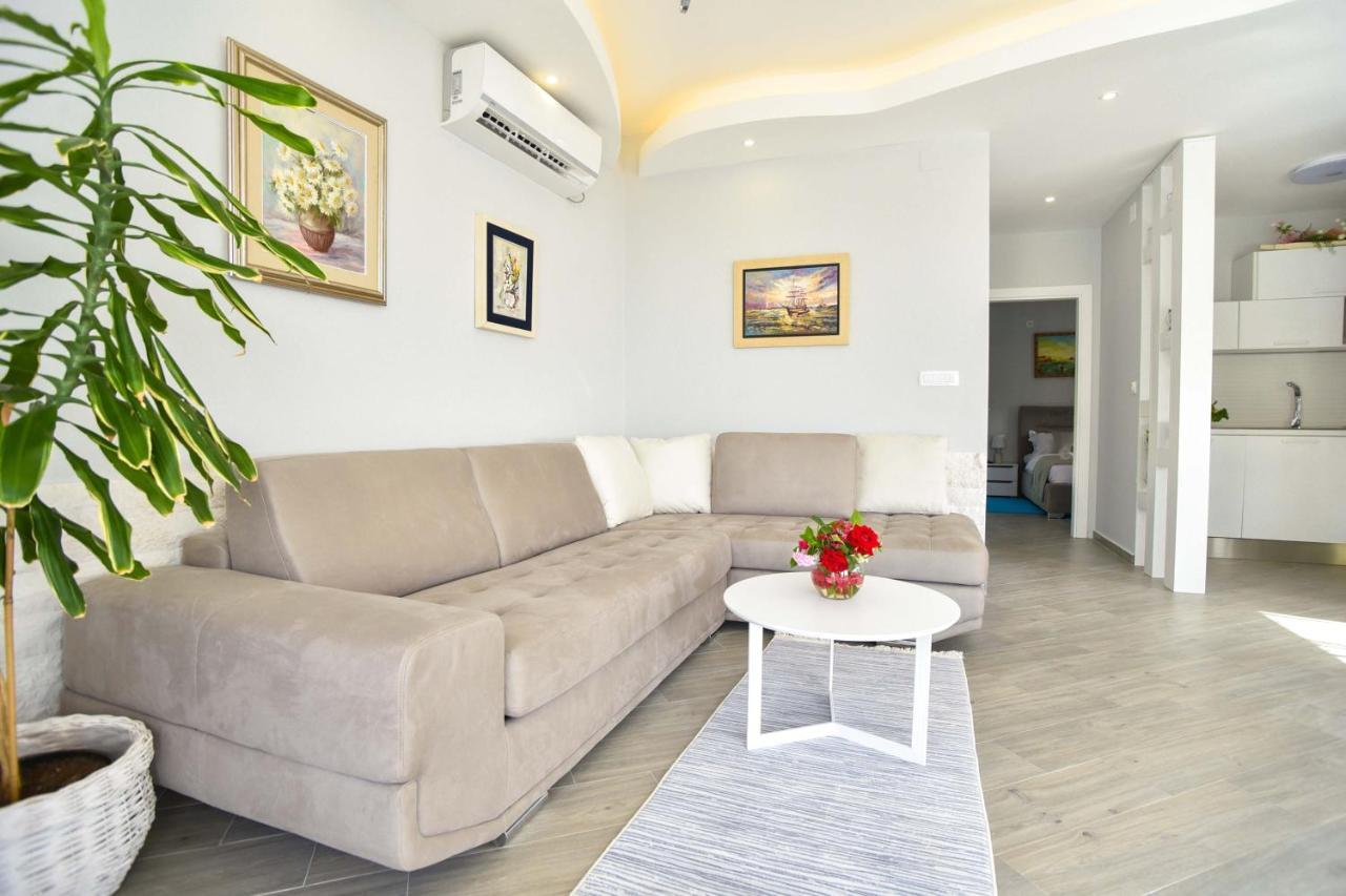 Verbalj Apartment With Swimming Pool 科托尔 外观 照片