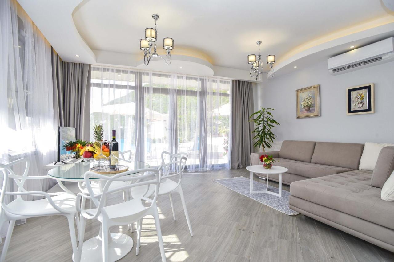 Verbalj Apartment With Swimming Pool 科托尔 外观 照片